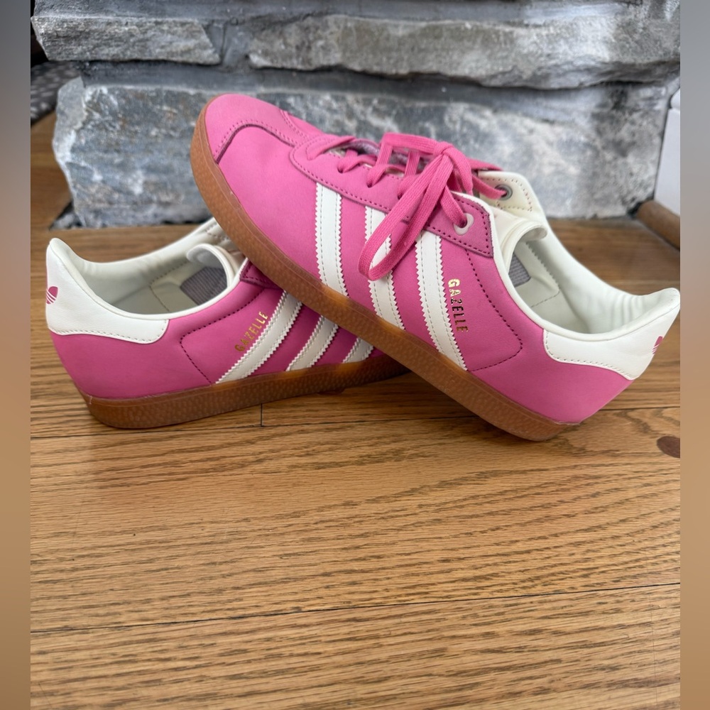 Adidas Women Pink/White Gazelle SZ 7